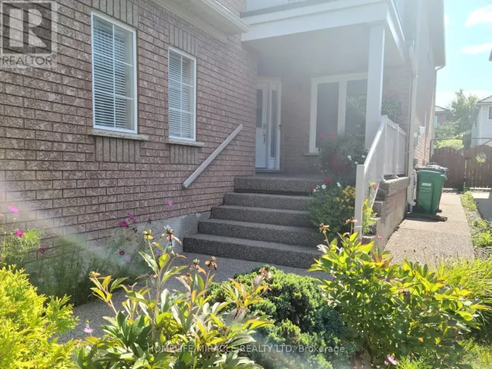 36 LEGEND LANE, Brampton