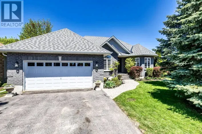 House for sale: 36 LORI BOULEVARD, Kawartha Lakes