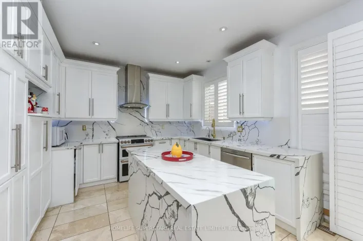 36 LUCKY LANE, Brampton