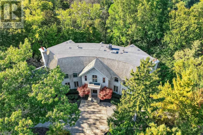 36 OLD YONGE STREET, Toronto