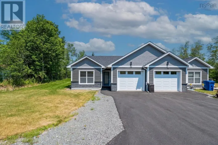 36 Pemberton Avenue Avenue, Garlands Crossing