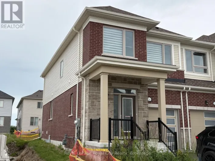Row / Townhouse for sale: 36 PREST WAY, Centre Wellington