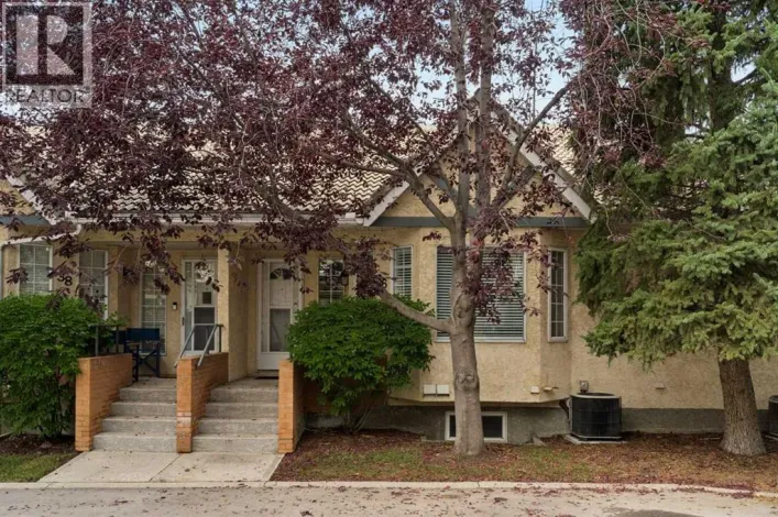 36 Richelieu Court SW, Calgary