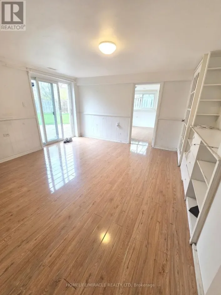 36 ROUNDWOOD COURT, Toronto
