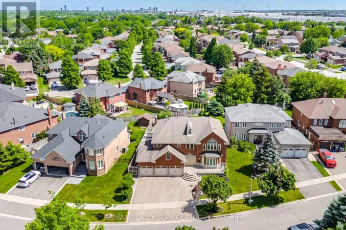 36 SHADYWOOD ROAD, Brampton