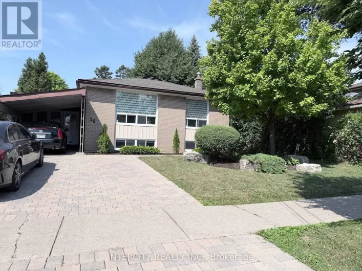 36 STRATHBURN BOULEVARD, Toronto