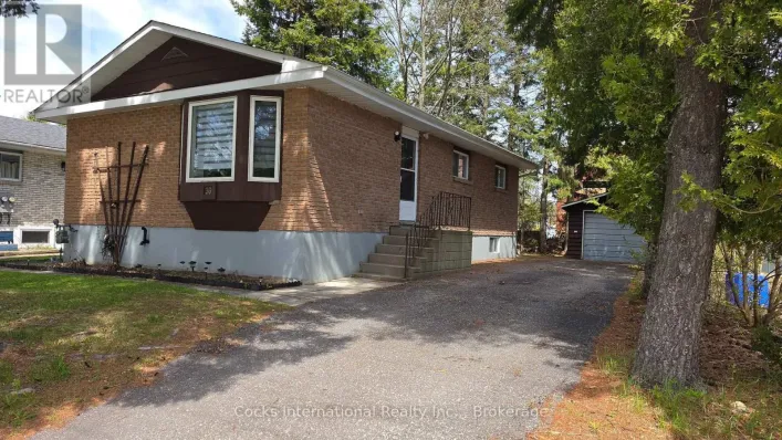 36 SUSAN STREET W, Huntsville