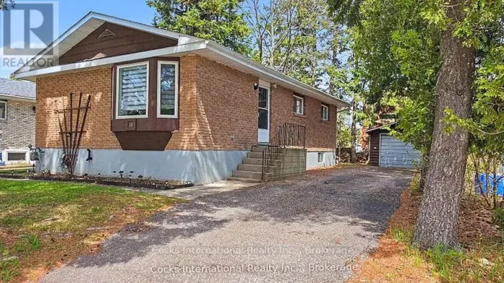 36 SUSAN STREET W, Huntsville