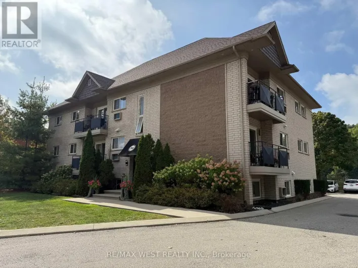 36 WILLOW STREET, Brant