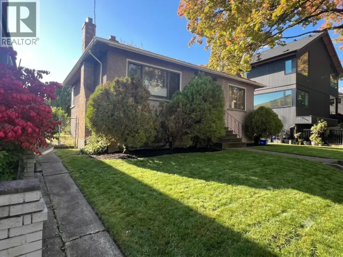 360 E 24TH AVENUE, Vancouver