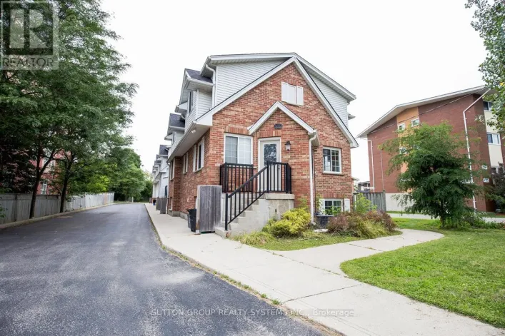 360 ERB STREET W, Waterloo