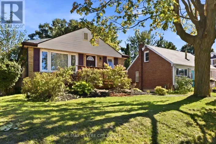 House for sale: 360 HALE STREET, London East