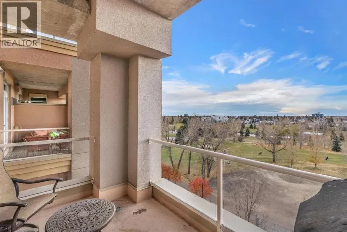 3601, 24 Hemlock Crescent SW, Calgary