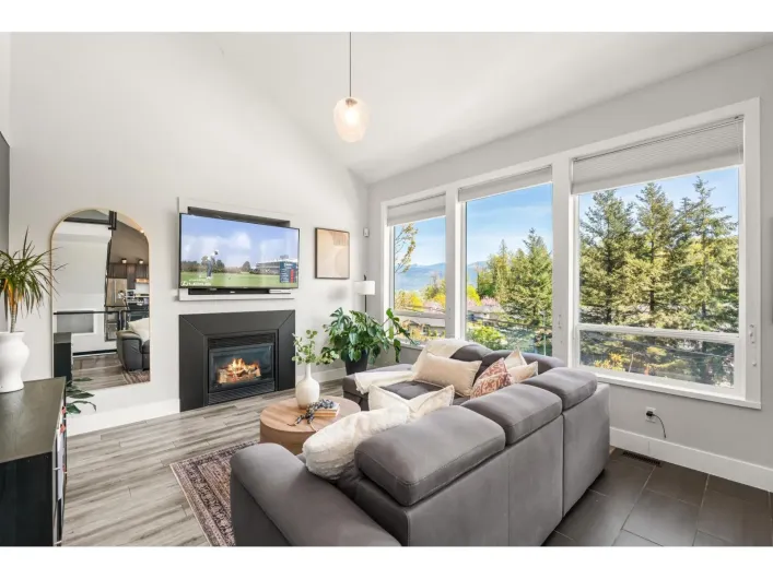 36047 OLD YALE ROAD, Abbotsford