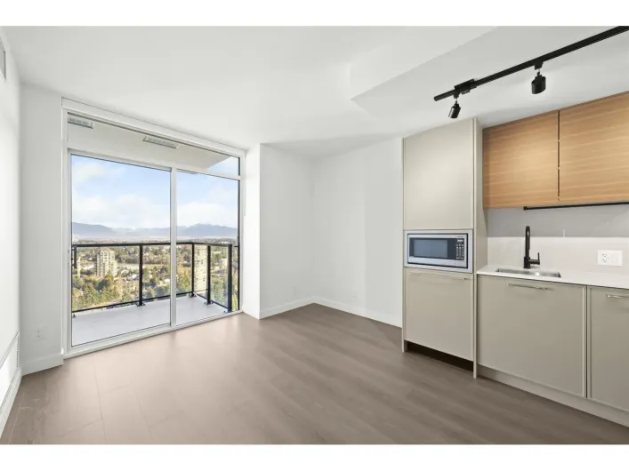 3606 13745 GEORGE JUNCTION, Surrey