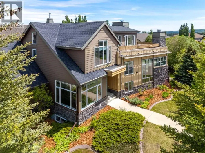 361 Discovery Ridge Way SW, Calgary