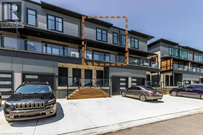 361 QUARTER TOWN Line Unit# 905, Tillsonburg