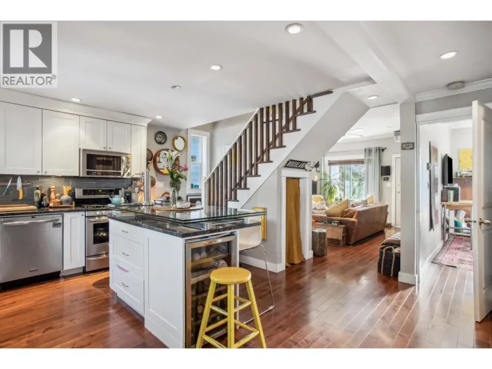 3617 ADANAC STREET, Vancouver