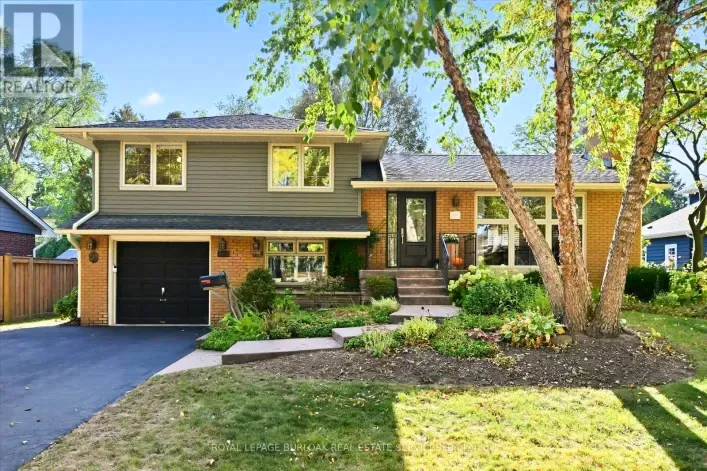 362 OAKWOOD DRIVE, Burlington