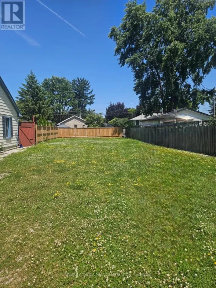 3622 BLISS ROAD, Windsor