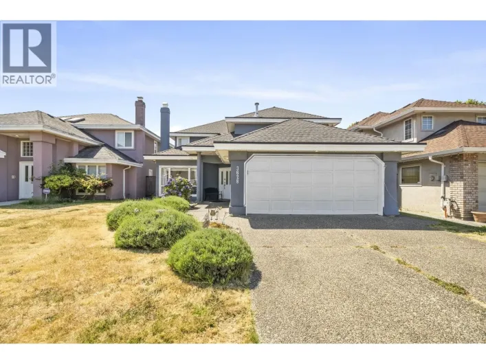 3628 MCKAY DRIVE, Richmond