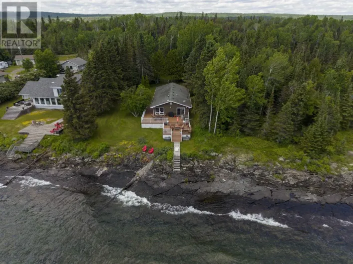 363 Amethyst Harbour Cliff Ave, Shuniah