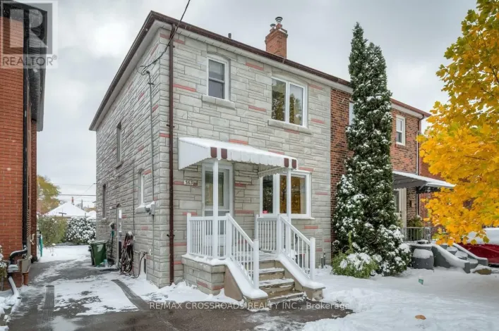 363 HOPEWELL AVENUE, Toronto