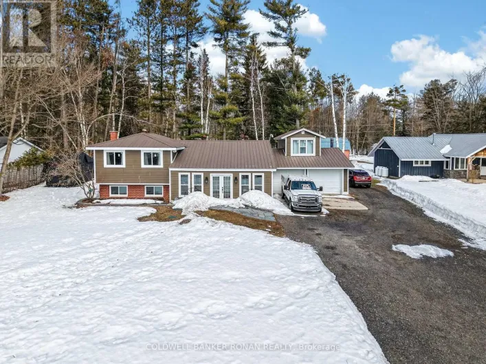 363 SANTAS VILLAGE ROAD, Bracebridge)
