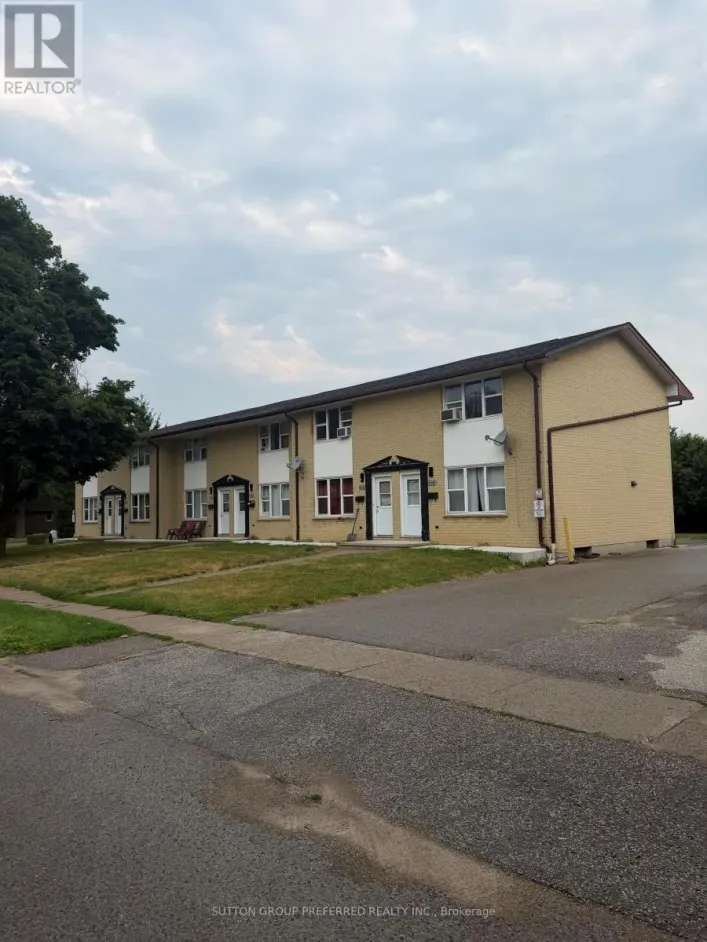 363 SAULSBURY STREET, Strathroy-Caradoc