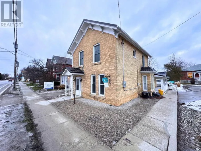 363 WOOLWICH STREET, Guelph
