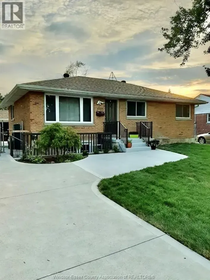 3633 McKay Unit# LOWER, Windsor