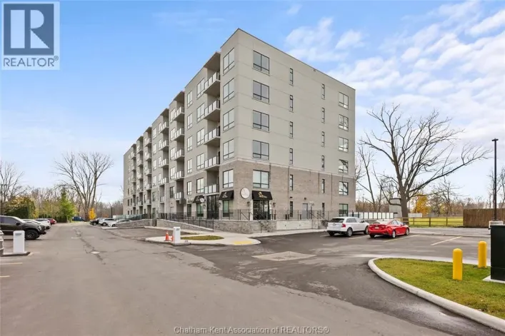 364 Grand AVENUE East Unit# 412, Chatham