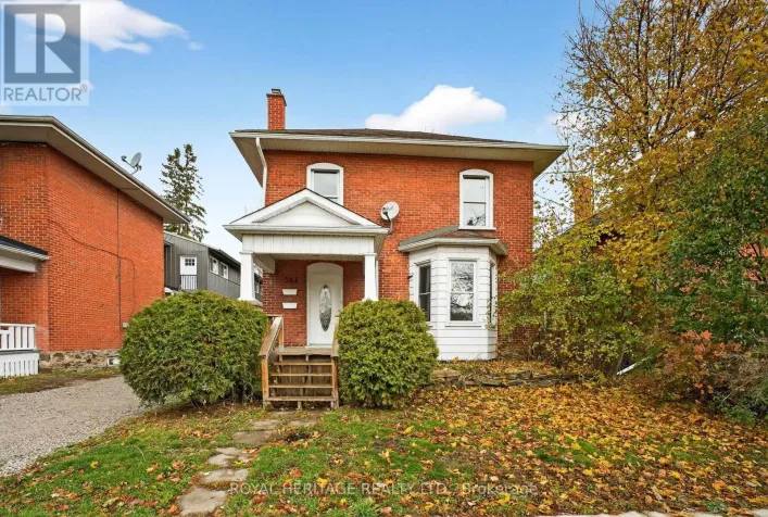 364 PARKHILL ROAD W, Peterborough
