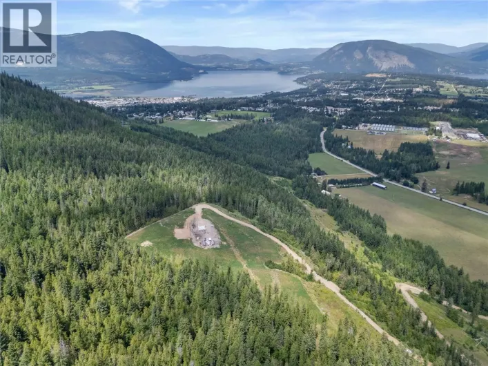 3641 40th Street SE, Salmon Arm
