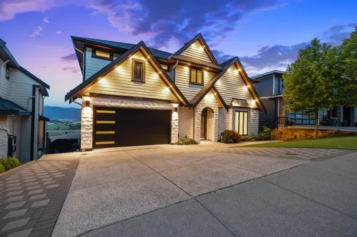 36420 EPWORTH COURT, Abbotsford