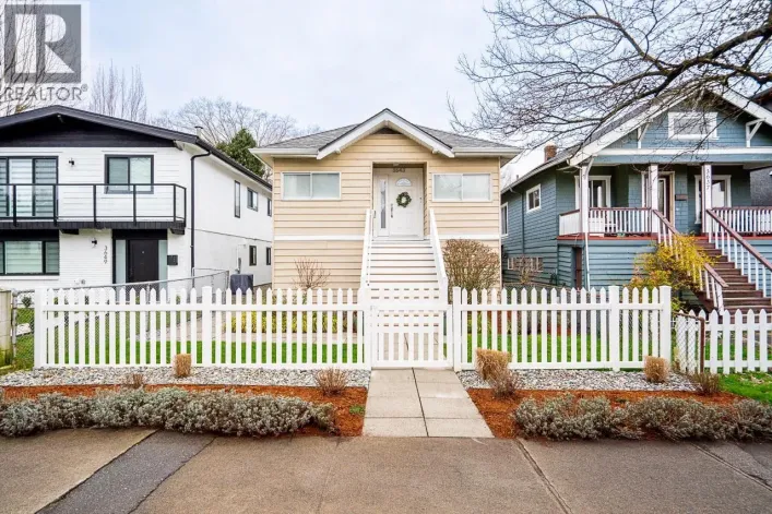 3643 PRINCE ALBERT STREET, Vancouver