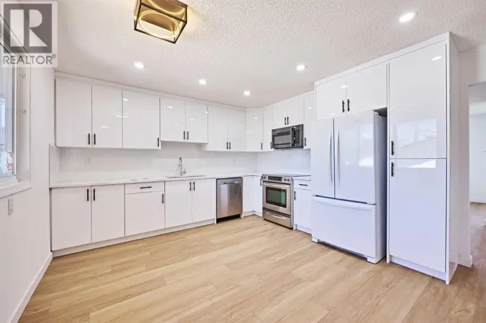 3644 Dover Ridge Drive SE, Calgary