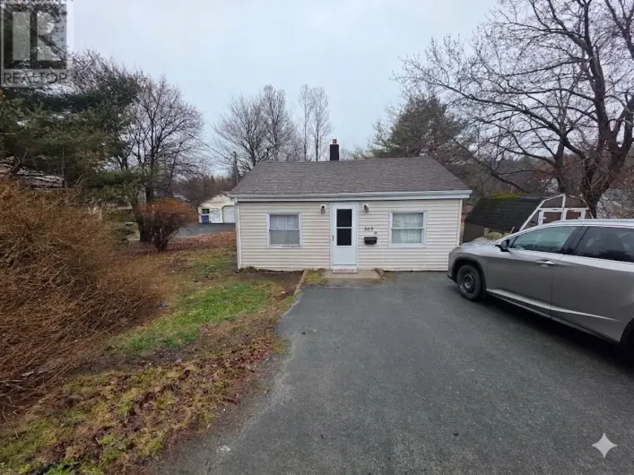 365 HAMMONDS PLAINS Road, Bedford