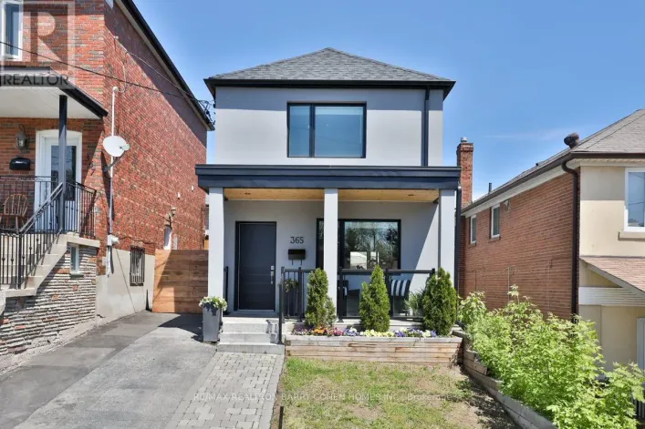 365 HARVIE AVENUE, Toronto