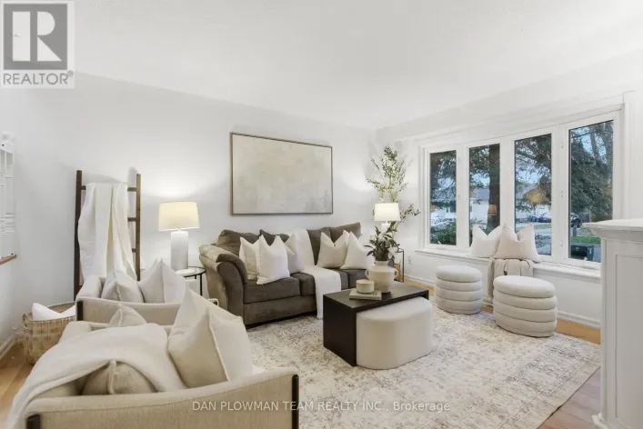 366 ROSEDALE DRIVE, Whitby