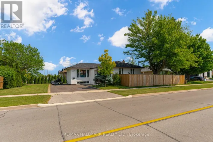366 WILDWOOD DRIVE, Oakville