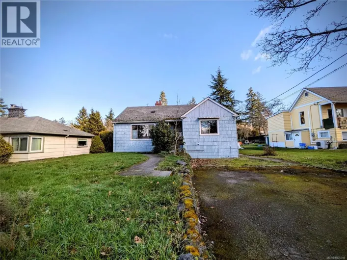 3661 Craigmillar Ave, Saanich