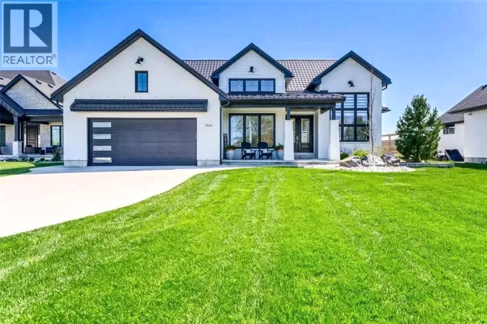 3661 EGREMONT ROAD, Plympton-Wyoming