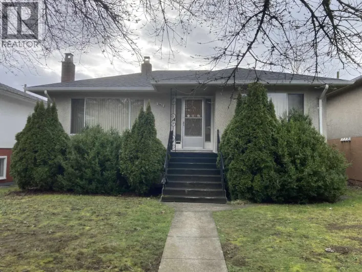 3662 E 25TH AVENUE, Vancouver