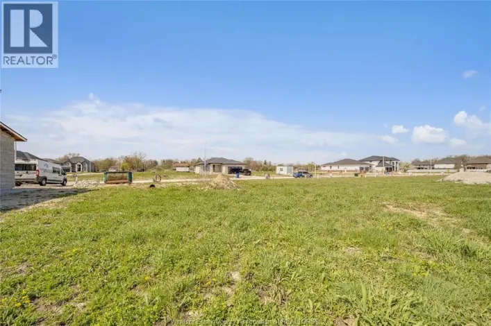 3662 FARROW AVENUE, Windsor