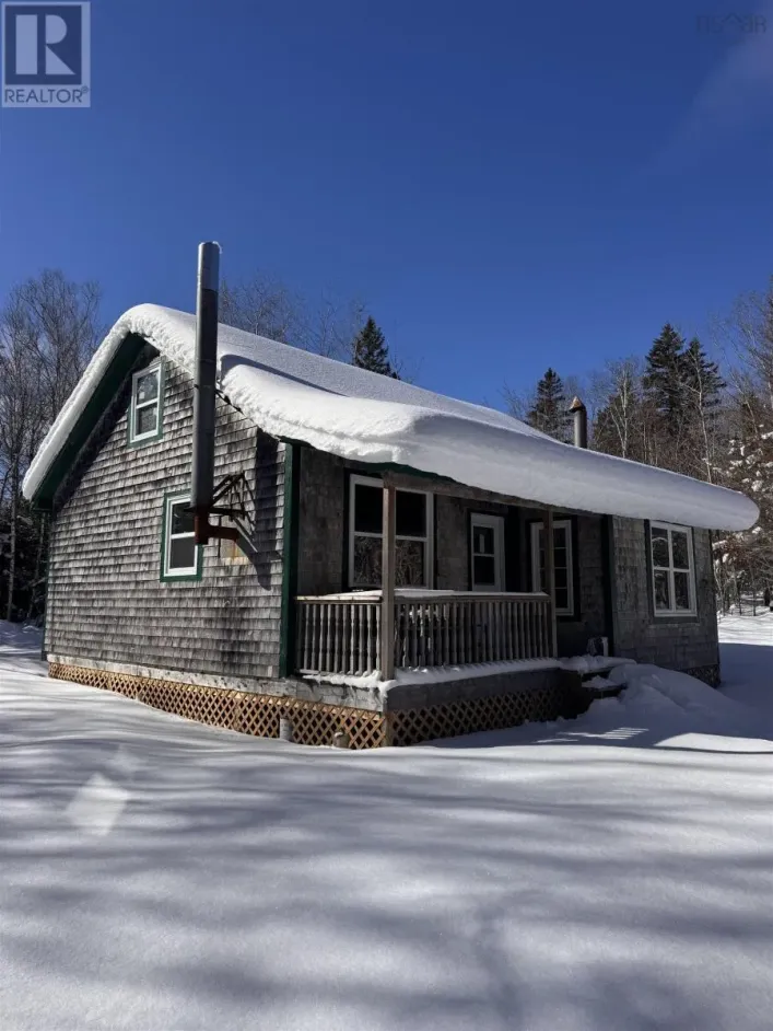 3663 Victory Road, Victory