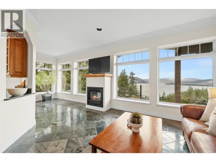 3676 McBride Road, Blind Bay