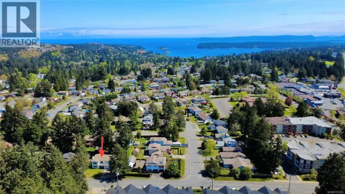 3677 Country Club Dr, Nanaimo