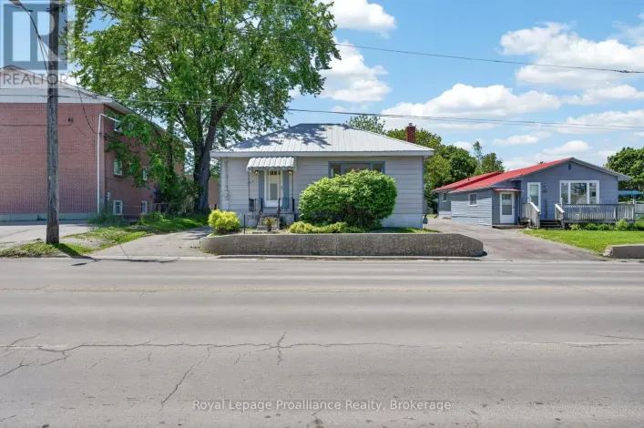 368 SIDNEY STREET, Belleville
