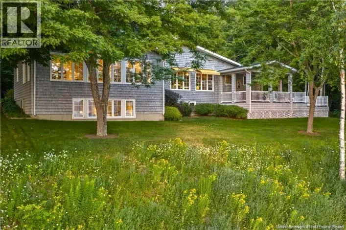 House for sale: 3688 Route 127, Bayside